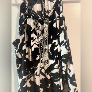 INC TOP Macy’s sleeveless black and white summer top sz L Halter open shoulder
